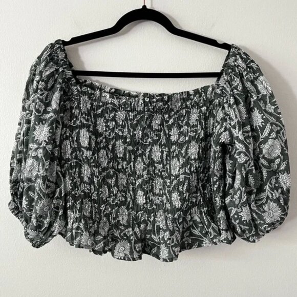 Daughters of India Saira Top in Green Floral Off Shoulder Puff Sleeve size large - Picture 2 of 5